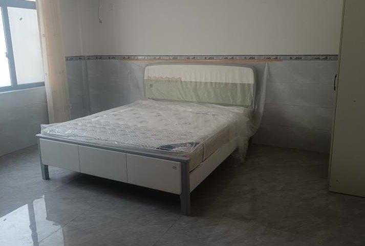 房屋出租,有大单间、中单间、小单间。租金面议 房屋出租,有大单间、中单间、小单间。租金面议