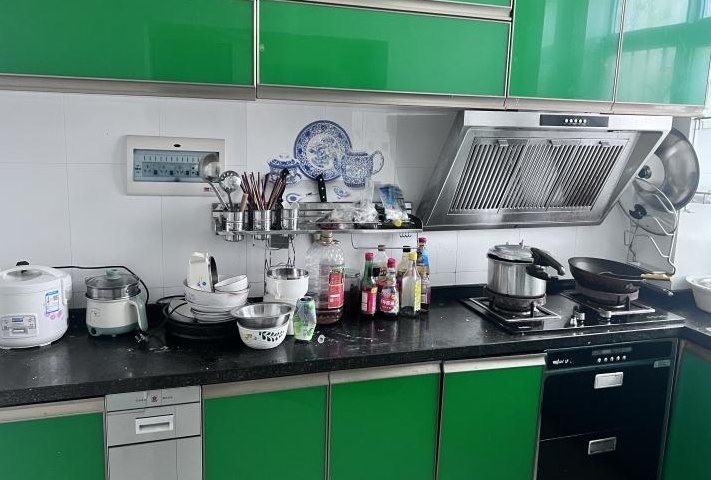 龙景区龙景苑公务员小区大四房出租 龙景区龙景苑公务员小区大四房出租